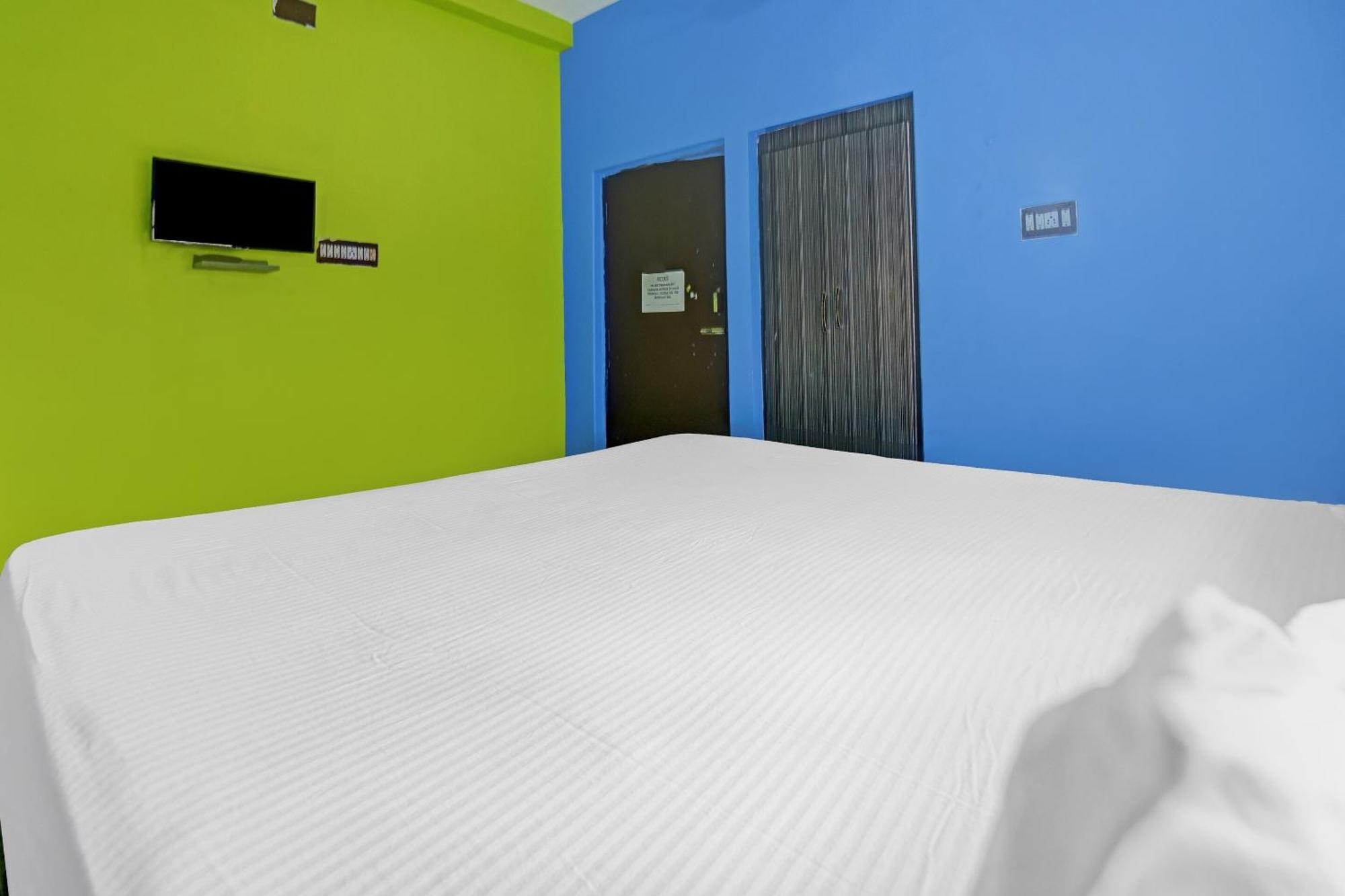 OYO 82312 Ankit Guest House Calcutta Extérieur photo