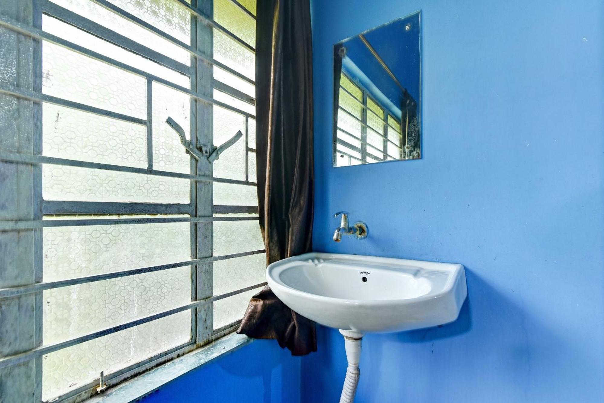 OYO 82312 Ankit Guest House Calcutta Extérieur photo