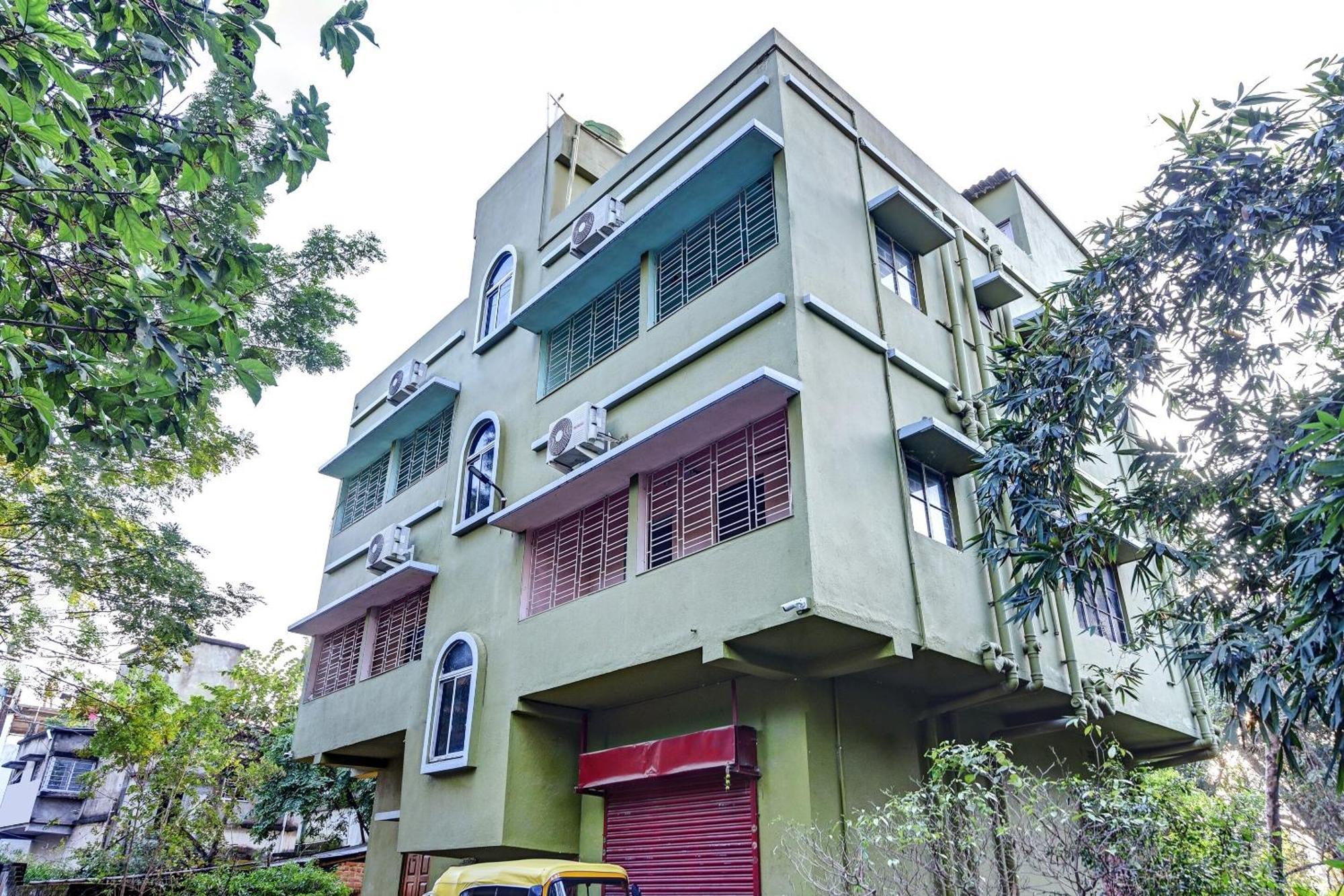 OYO 82312 Ankit Guest House Calcutta Extérieur photo
